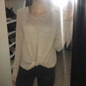 Knotted Long Sleeve tee